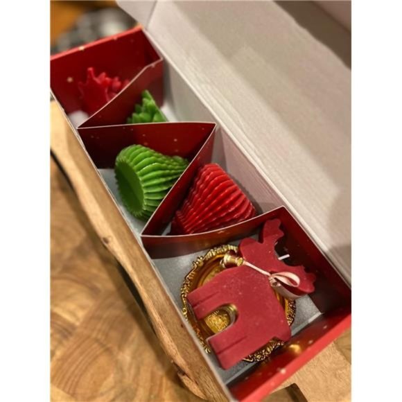 Christmas Scented Candles |  Elk & Christmas Tree Shaped Candle6 Pack Handmade - Picture 2 of 9